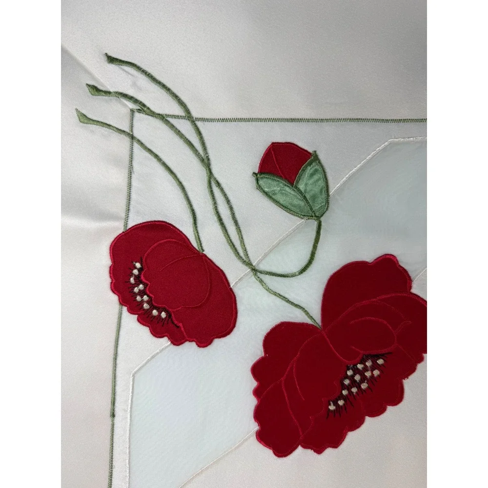 Vintage Red Poppy Floral Applique Square Tablecloth Cream Satin 32x32
